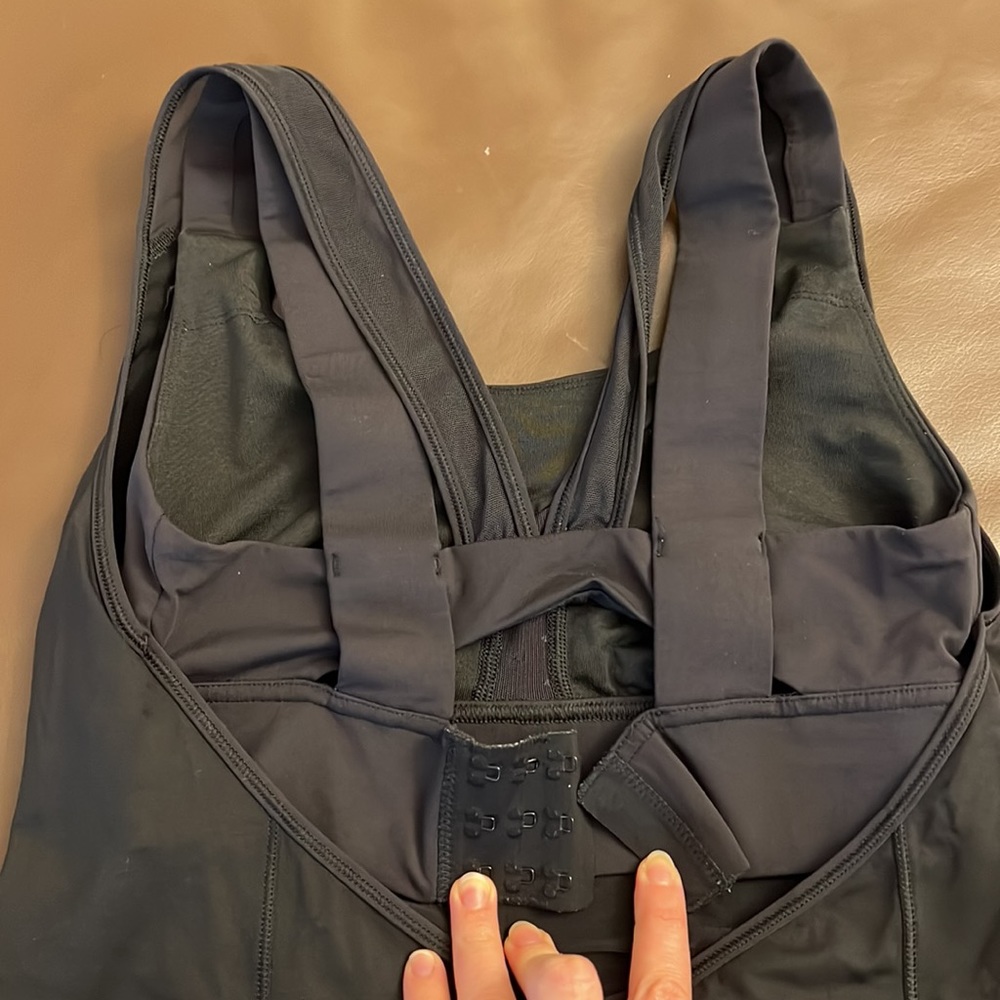 Lululemon Top With Adjustable Built In Sports Bra - image 6